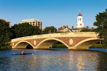 ホテル Holiday Inn Express Boston Waltham, An Ihg