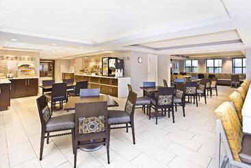 ホテル Holiday Inn Express Boston Waltham, An Ihg