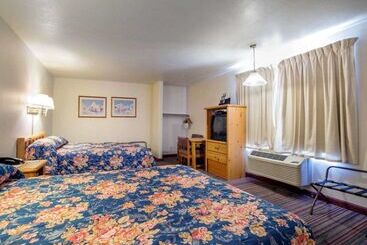 هتل Rodeway Inn