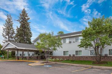 هتل Super 8 By Wyndham Duluth