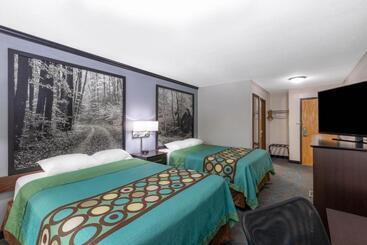 هتل Super 8 By Wyndham Duluth