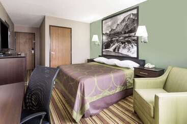 هتل Super 8 By Wyndham Rock Springs
