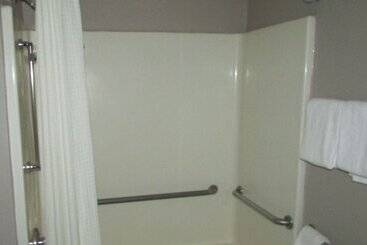 هتل Super 8 By Wyndham Rock Springs
