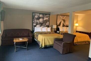 هتل Sutton Suites