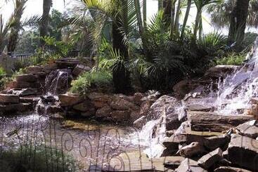 Tahitian Inn Boutique Hotel Tampa