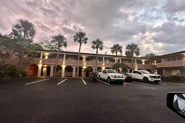 Tahitian Inn Boutique Hotel Tampa