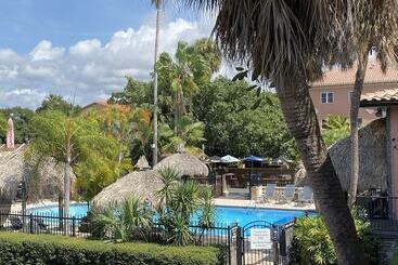 Tahitian Inn Boutique Hotel Tampa