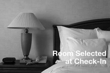 Tahitian Inn Boutique Hotel Tampa