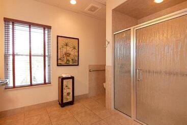 Tahitian Inn Boutique Hotel Tampa