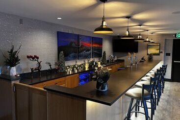 Maine Evergreen Hotel, Ascend Hotel Collection