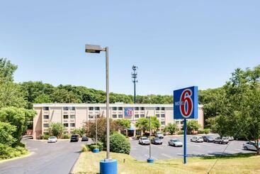 Motel 6 Milford, Ct