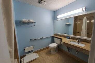 مُتل Coastal Inn & Suites