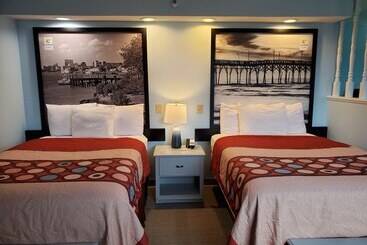 مُتل Coastal Inn & Suites
