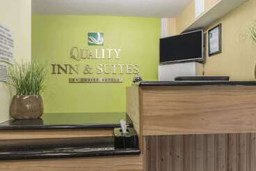 مُتل Quality Inn & Suites