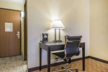مُتل Quality Inn & Suites