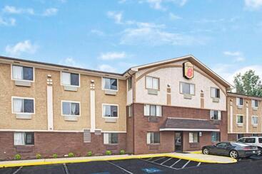 مُتل Super 8 By Wyndham Baltimore/essex Area