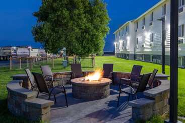 مُتل Super 8 By Wyndham Belgrade/bozeman Airport
