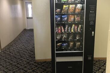 مُتل Super 8 By Wyndham Bridgeview Of Mackinaw City