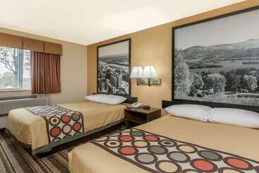 مُتل Super 8 By Wyndham Latham   Albany Airport