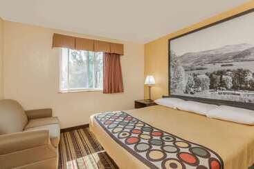 مُتل Super 8 By Wyndham Latham   Albany Airport