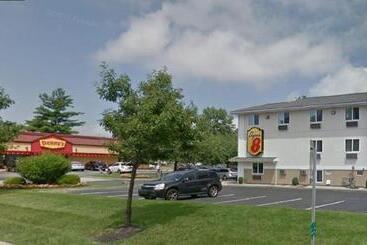 مُتل Super 8 By Wyndham Latham   Albany Airport