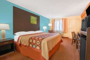 مُتل Super 8 By Wyndham Tulsa