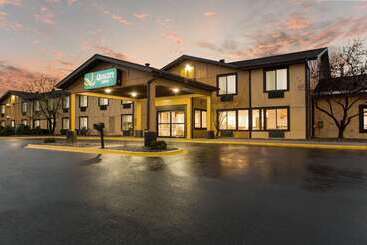 Super 8 Motel