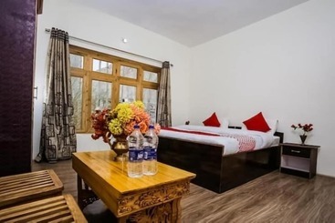Bed and Breakfast Ladakh Orchard House