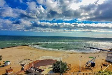 هتل Chayka Resort