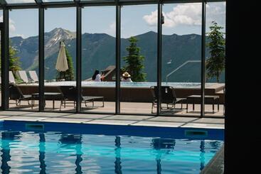 هتل Gudauri Lodge