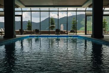 هتل Gudauri Lodge