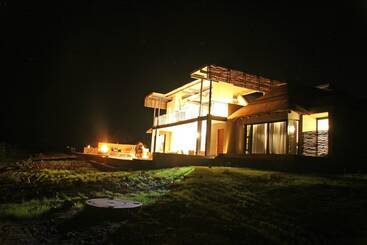 هتل Jacana River Lodge