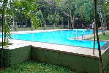 هتل Lavendish Country Resort