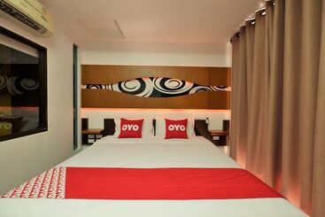هتل Ma U Sabai By Oyo Rooms