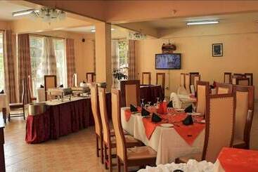 هتل Milele Resort Nakuru