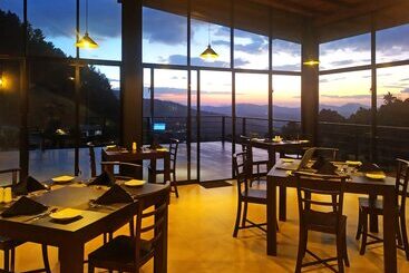 هتل Pine Hill Residence