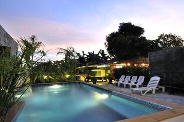 هتل Serene Villa
