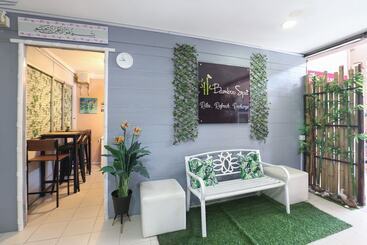 هتل Spot On 89796 D Noor Budget Inn