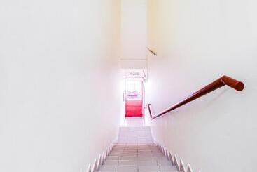 Melati Hotel Nilai By Oyo Rooms