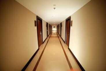 هتل Yash International Calicut