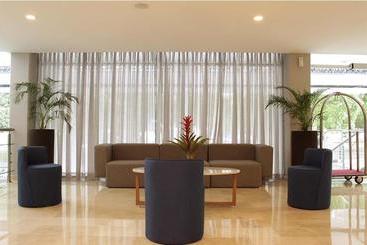 هتل Hesperia Maracay