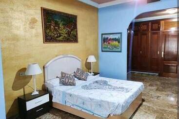 پانسیون Apartamento El Duque Plaza De Las Tendillas