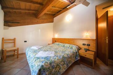 هتل Albergo Al Platano