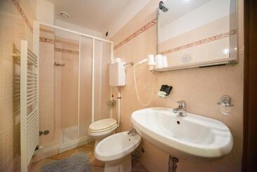 هتل Albergo Al Platano