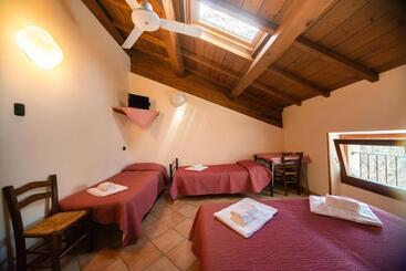 هتل Albergo Al Platano