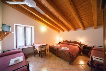 هتل Albergo Al Platano