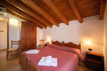 هتل Albergo Al Platano