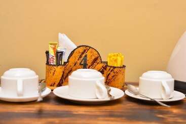 هتل Burka Coffee Lounge