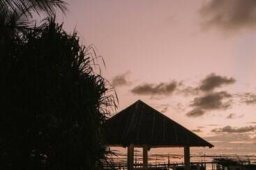 هتل The Kelong Trikora Resort