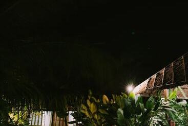 هتل The Kelong Trikora Resort